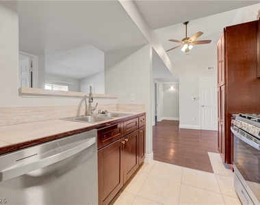 7885 W Flamingo Road - Photo Thumbnail 16