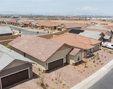 819 Cottonwood Hill Place - Photo Thumbnail 35