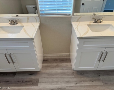 8218 Sierra Cascade Court - Photo Thumbnail 18