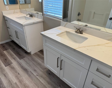 8218 Sierra Cascade Court - Photo Thumbnail 15