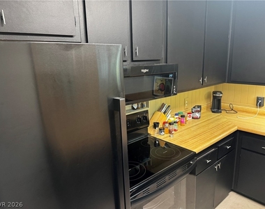 336 Arnold Street - Photo Thumbnail 5