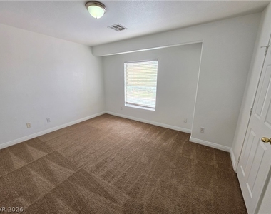 408 Roman Tree Court - Photo Thumbnail 17