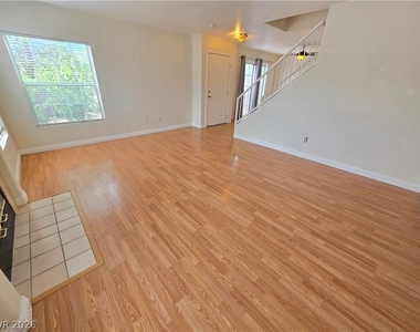 408 Roman Tree Court - Photo Thumbnail 14