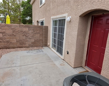 408 Roman Tree Court - Photo Thumbnail 2