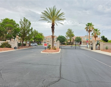 408 Roman Tree Court - Photo Thumbnail 31