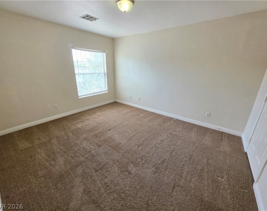 408 Roman Tree Court - Photo Thumbnail 21