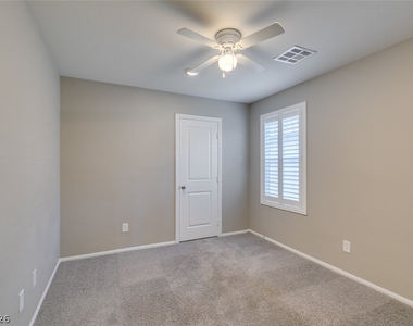 9726 Cluny Avenue - Photo Thumbnail 32