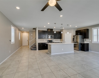 9726 Cluny Avenue - Photo Thumbnail 11