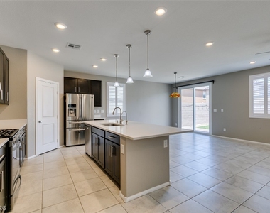 9726 Cluny Avenue - Photo Thumbnail 24
