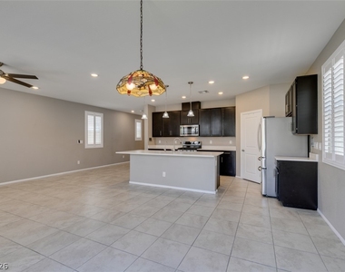 9726 Cluny Avenue - Photo Thumbnail 19
