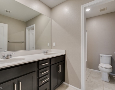 9726 Cluny Avenue - Photo Thumbnail 35