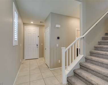 9726 Cluny Avenue - Photo Thumbnail 3