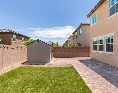 9726 Cluny Avenue - Photo Thumbnail 43