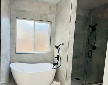 1417 Winwood Street - Photo Thumbnail 8