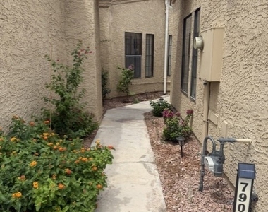 7904 Shelter Island Way - Photo Thumbnail 1