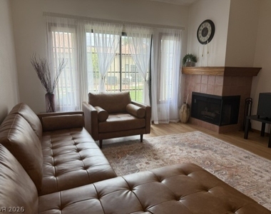 7904 Shelter Island Way - Photo Thumbnail 10