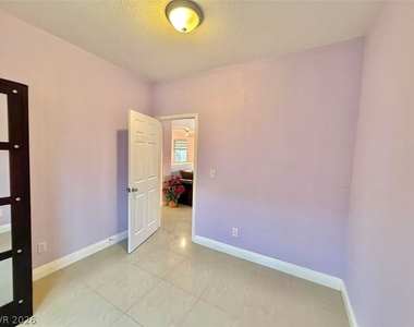 7957 Sky Birch Court - Photo Thumbnail 6