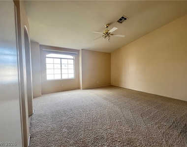 913 Nevada Sky Street - Photo Thumbnail 19