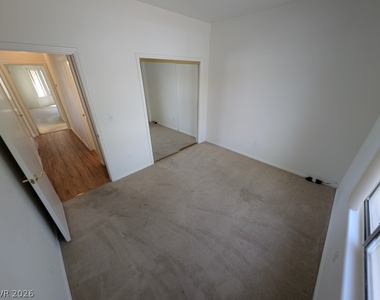 2829 Vista Butte Drive - Photo Thumbnail 20