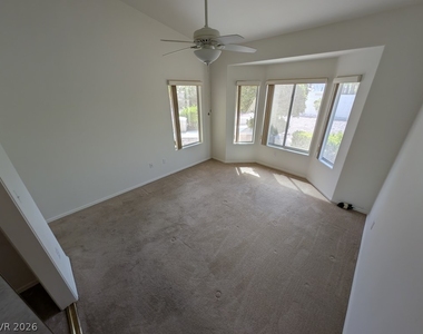 2829 Vista Butte Drive - Photo Thumbnail 12