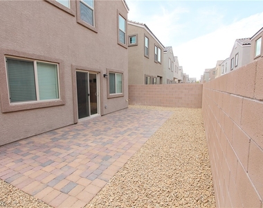 1132 Jesse Harbor Avenue - Photo Thumbnail 32