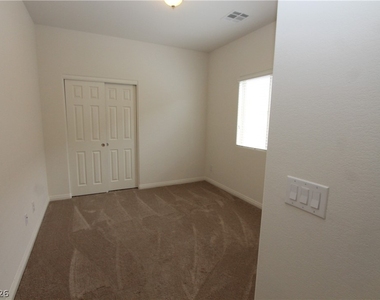 1132 Jesse Harbor Avenue - Photo Thumbnail 27