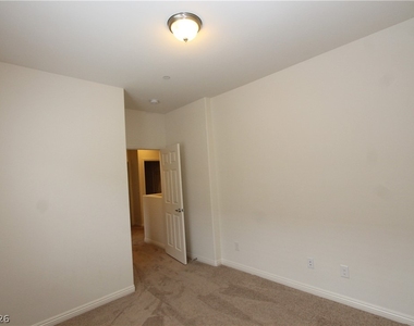 1132 Jesse Harbor Avenue - Photo Thumbnail 29