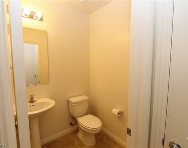 1132 Jesse Harbor Avenue - Photo Thumbnail 3