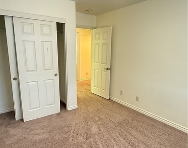 8759 Old Sea Avenue - Photo Thumbnail 15