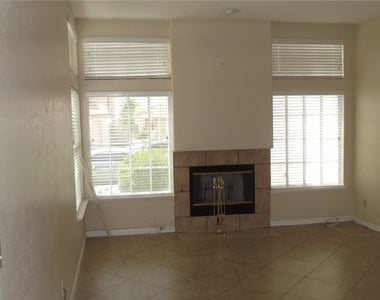 9824 Cross Creek Way - Photo Thumbnail 6