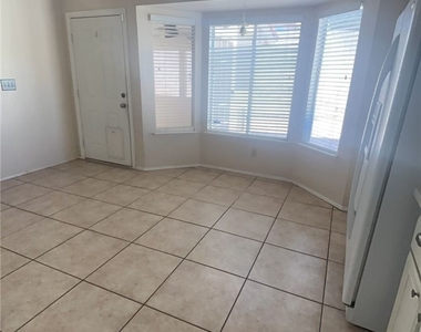 9824 Cross Creek Way - Photo Thumbnail 5