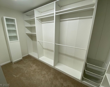 9121 Teal Lake Court - Photo Thumbnail 13
