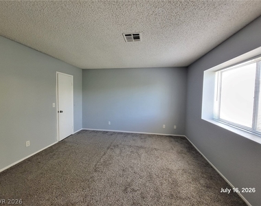 9404 Hershey Lane - Photo Thumbnail 9