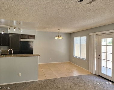 9404 Hershey Lane - Photo Thumbnail 2