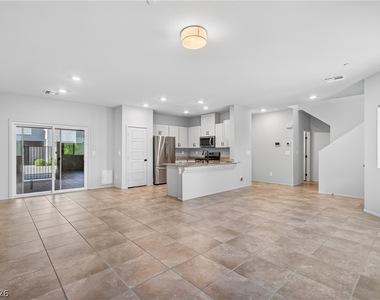 7476 Onyx Star Street - Photo Thumbnail 3