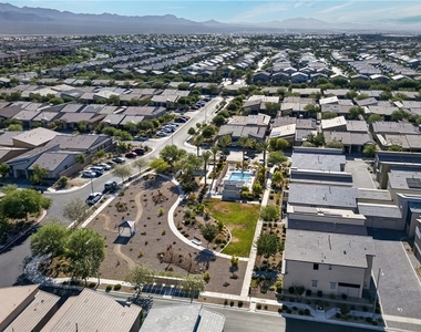 7476 Onyx Star Street - Photo Thumbnail 34