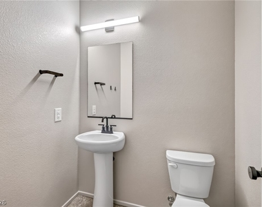 7476 Onyx Star Street - Photo Thumbnail 9