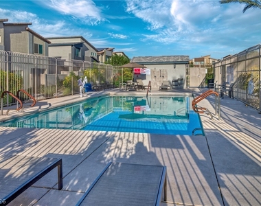 7476 Onyx Star Street - Photo Thumbnail 29