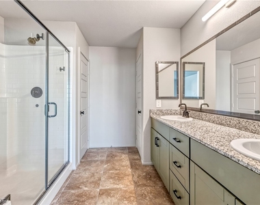 7476 Onyx Star Street - Photo Thumbnail 17
