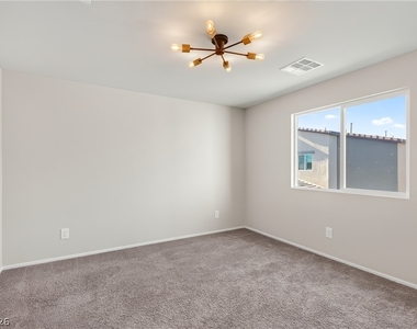7476 Onyx Star Street - Photo Thumbnail 18