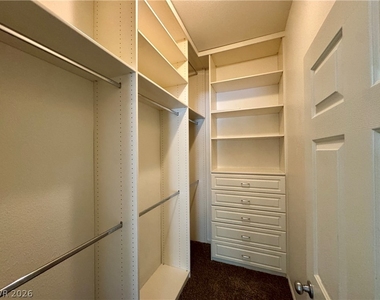 3350 Cactus Shadow Street - Photo Thumbnail 9