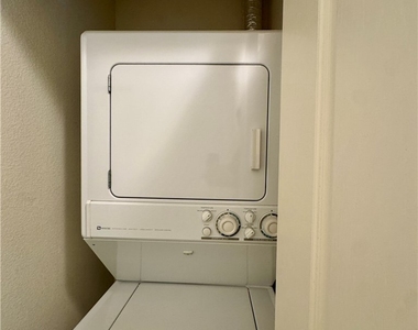 3350 Cactus Shadow Street - Photo Thumbnail 19
