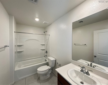 5953 Bruselas Street - Photo Thumbnail 21