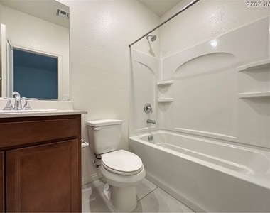 5953 Bruselas Street - Photo Thumbnail 18