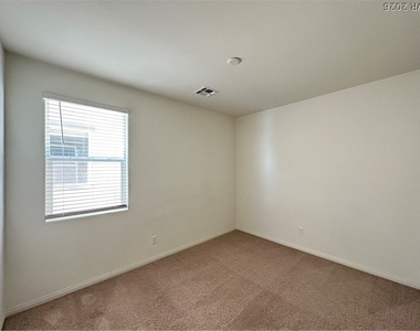 5953 Bruselas Street - Photo Thumbnail 10