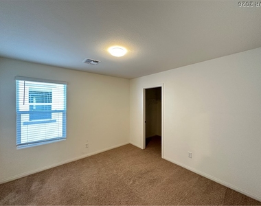 5953 Bruselas Street - Photo Thumbnail 22