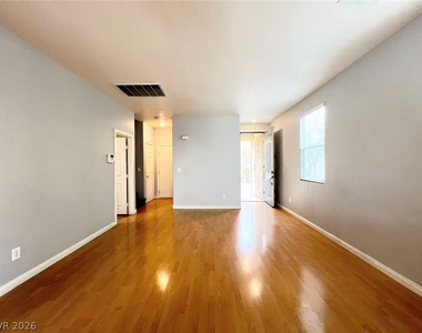 574 Redruth Drive - Photo Thumbnail 4