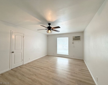 2105 Webster Street - Photo Thumbnail 2