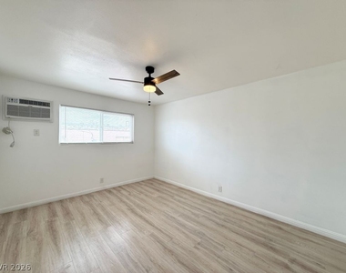 2105 Webster Street - Photo Thumbnail 8