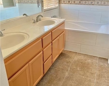 1848 Thunder Mountain Drive - Photo Thumbnail 13